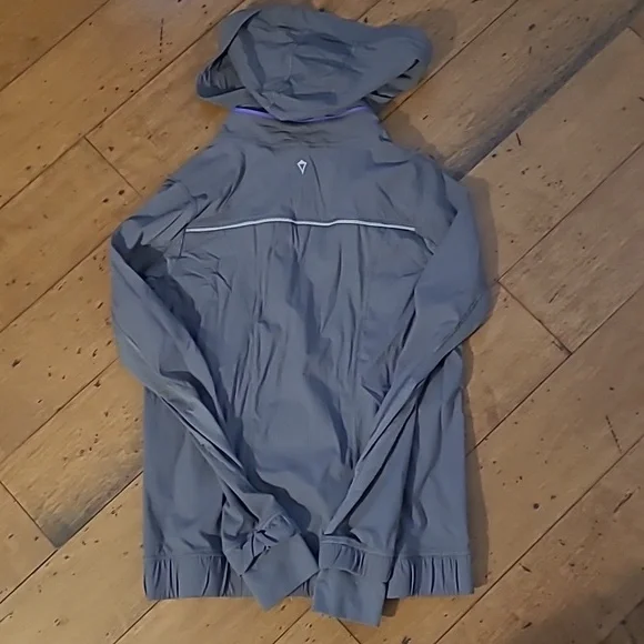 Ivivva Trail Runner Jacket - Picture 5 of 5